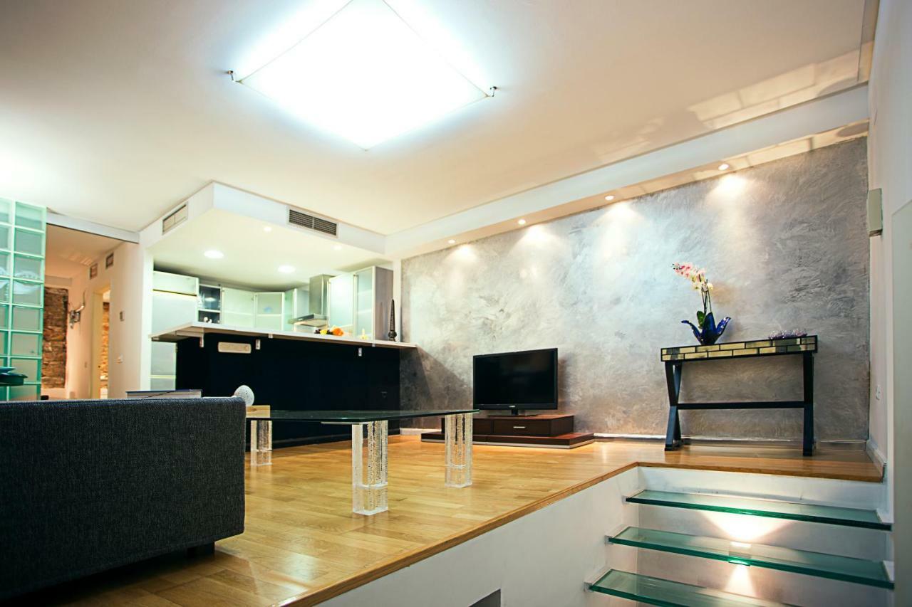 Quiet & Exclusive Apartment Historic Center Málaga Buitenkant foto
